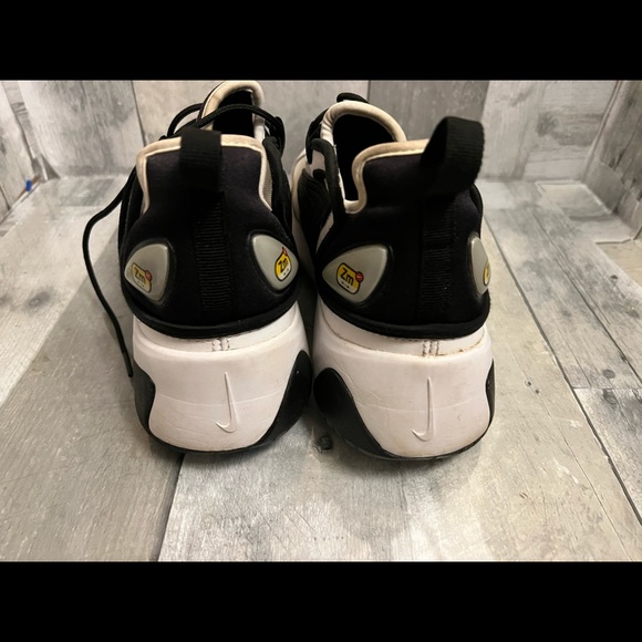 Mens Nike zoom shoes size 10 - Picture 3 of 7